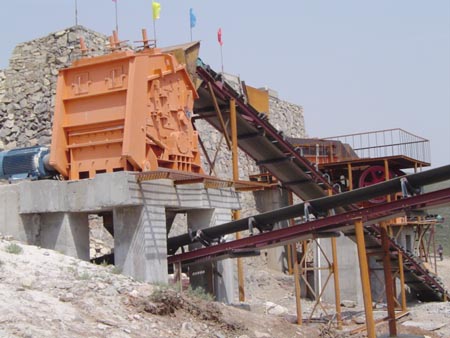 路面聯(lián)合碎石設(shè)備